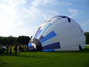 Aufbau des Aquarena Ballons
